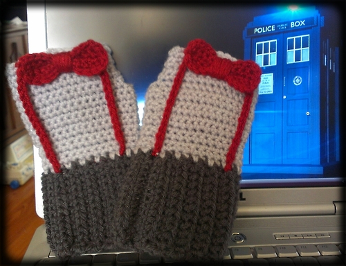 11th Doctor fingerless gloves