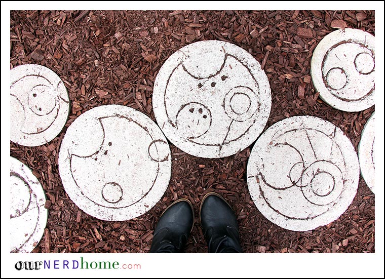 DIY Doctor Who Stepping Stones by Our Nerd Home