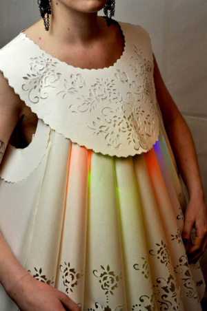 LED-paper-dress